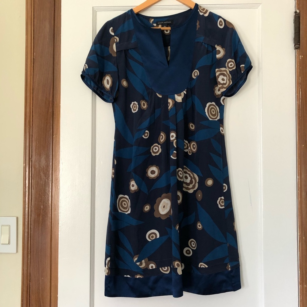 Banana Republic silk dress size 0